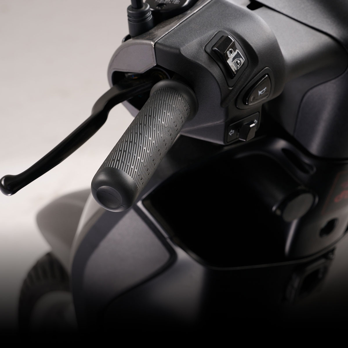 Tay ga cầm nắm cực êm